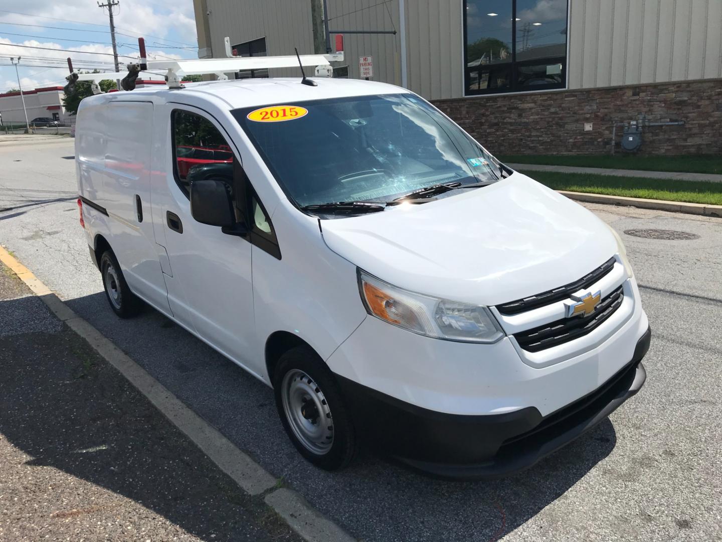 2015 White /Gray Chevrolet City Express LT (3N63M0ZN8FK) with an 2.0 V4 engine, Automatic transmission, located at 577 Chester Pike, Prospect Park, PA, 19076, (610) 237-1015, 39.886154, -75.302338 - Photo#3